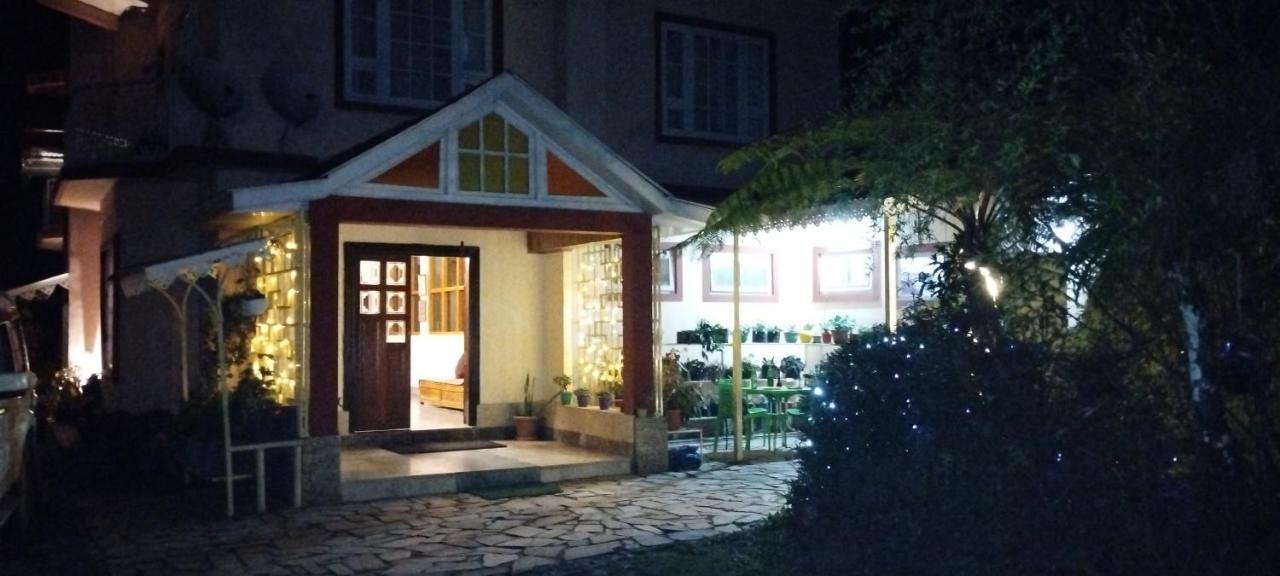 Ifseen Villa Pelling Exterior foto