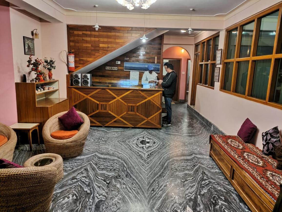 Ifseen Villa Pelling Exterior foto