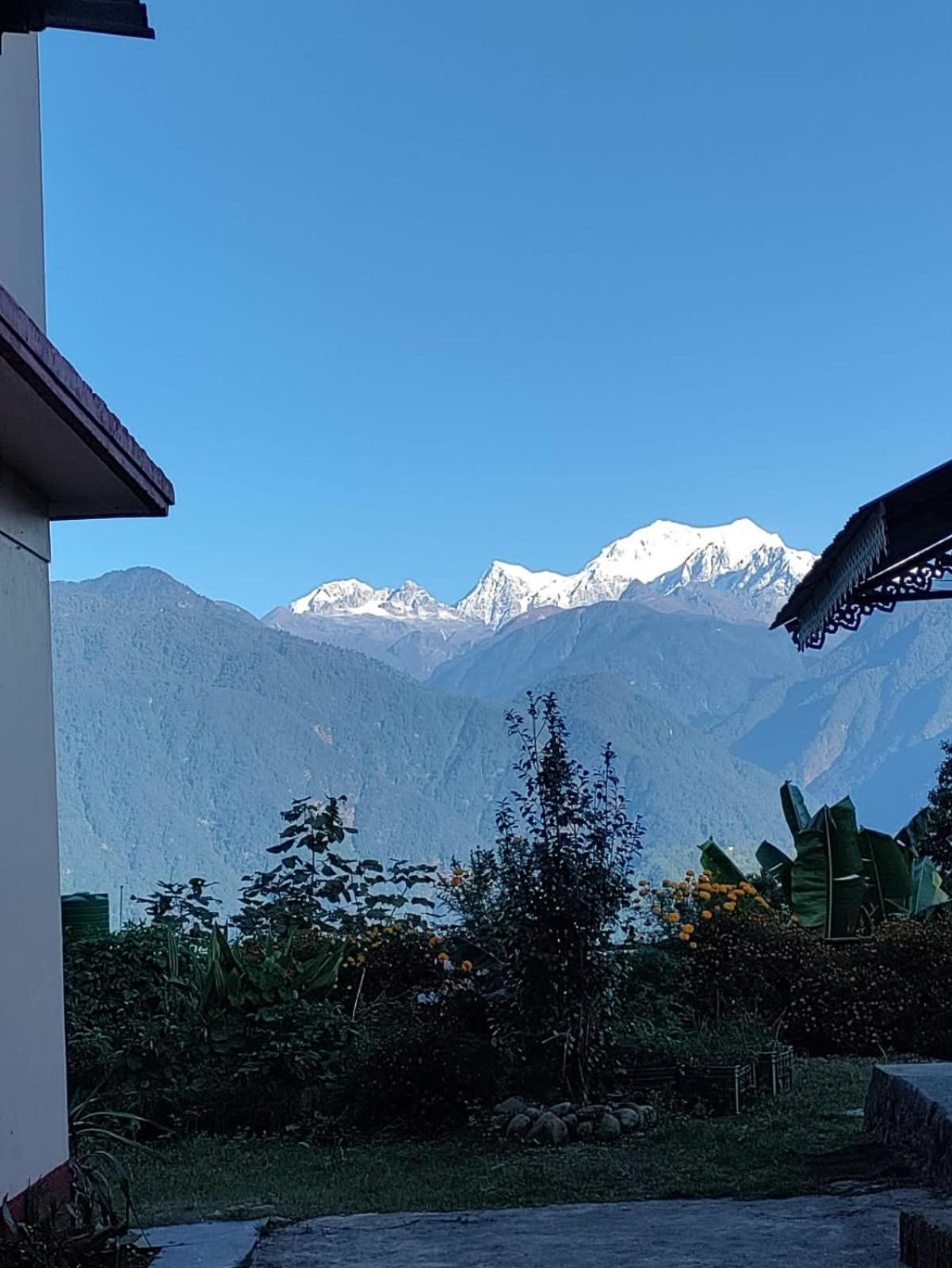 Ifseen Villa Pelling Exterior foto