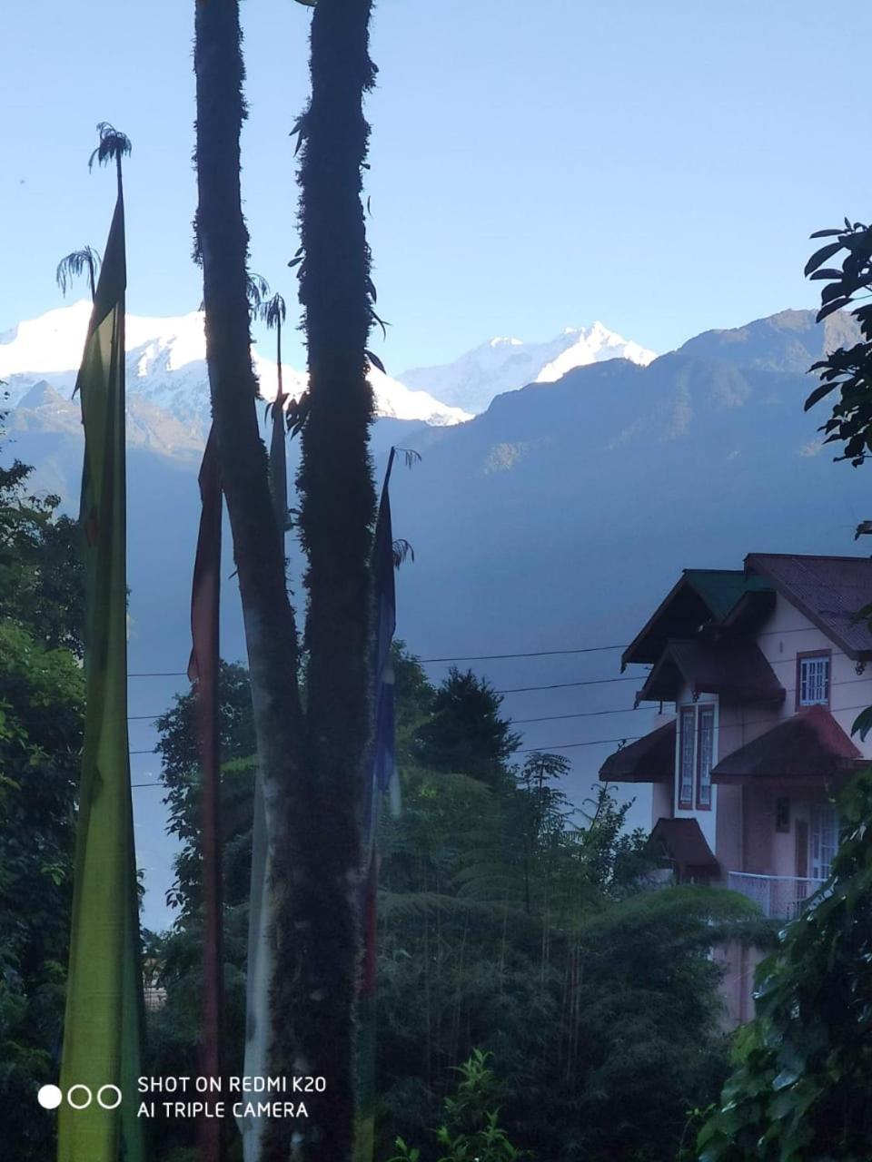 Ifseen Villa Pelling Exterior foto